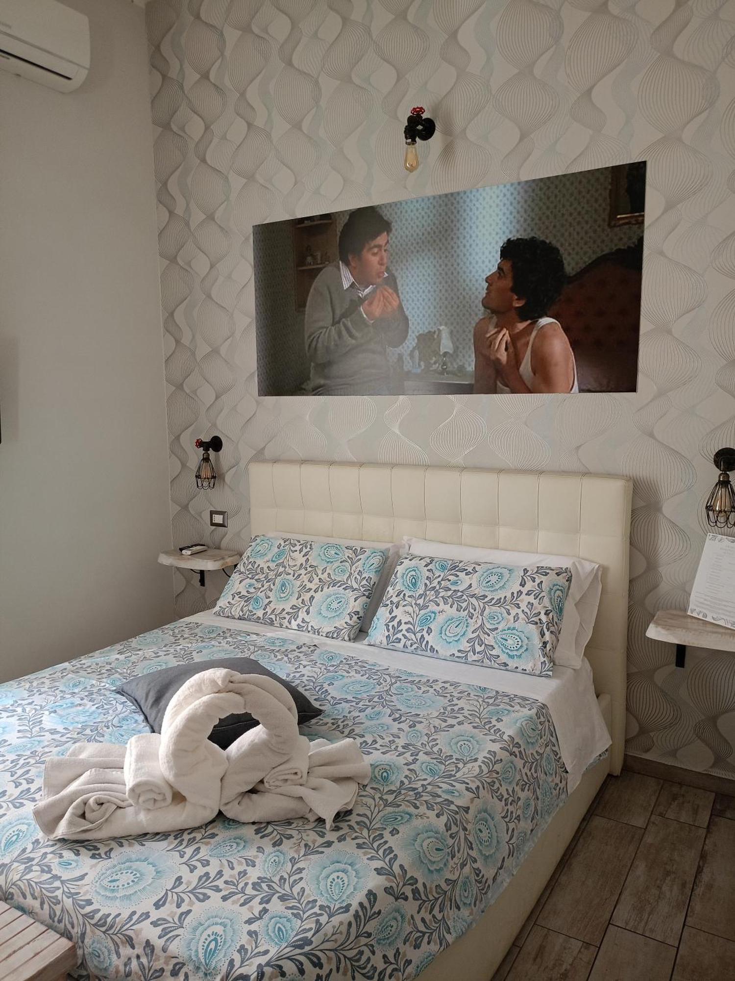 那不勒斯Artisti Bed&Dreams住宿加早餐旅馆 外观 照片