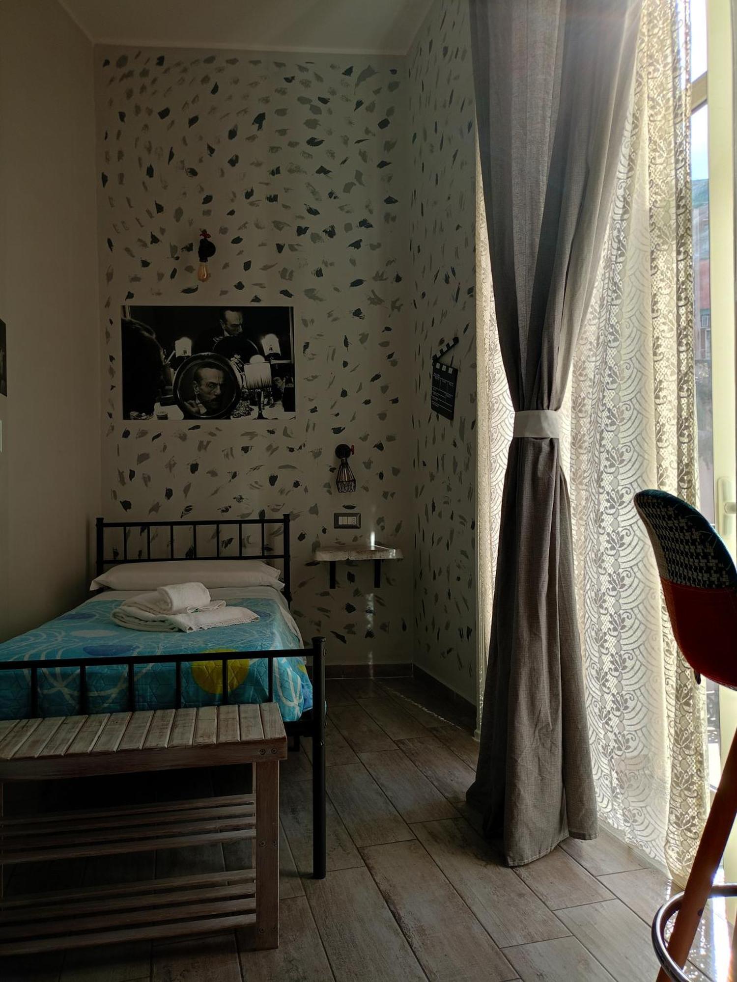 那不勒斯Artisti Bed&Dreams住宿加早餐旅馆 外观 照片